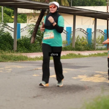 Runner Photo 8174677