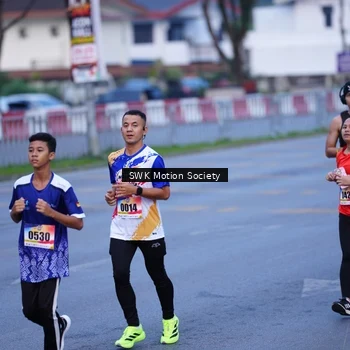Runner Photo 8174744