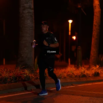 Runner Photo 8174787