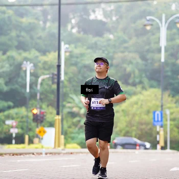 Runner Photo 8174859