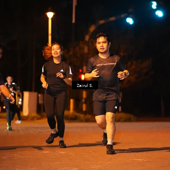 Runner Photo 8174924