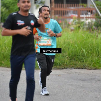Runner Photo 8174934