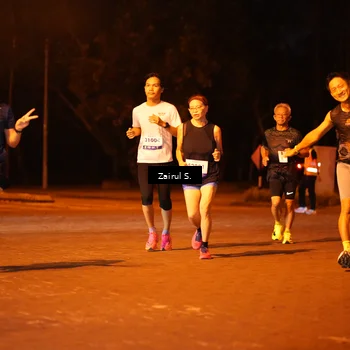 Runner Photo 8174984