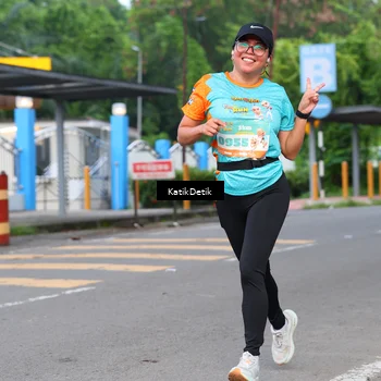 Runner Photo 8175239