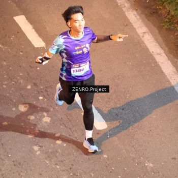 Runner Photo 8175710