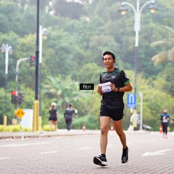 Runner Photo 8175725