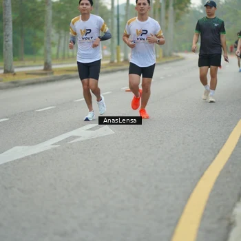 Runner Photo 8175726