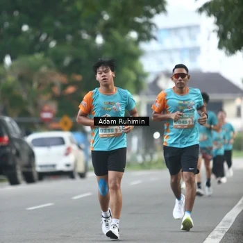 Runner Photo 8175758