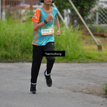 Runner Photo 8175861
