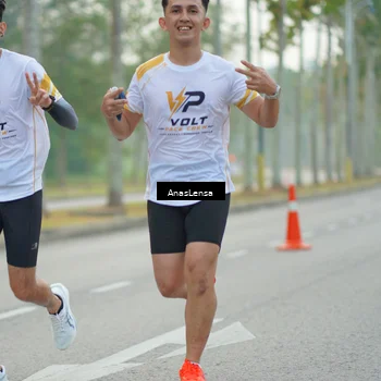 Runner Photo 8175920