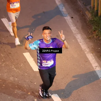 Runner Photo 8176008