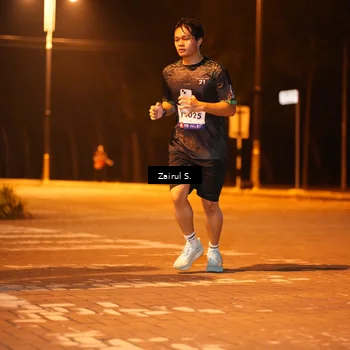 Runner Photo 8176067