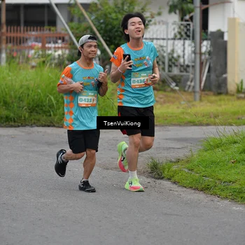 Runner Photo 8176070