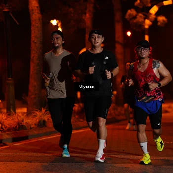 Runner Photo 8176074