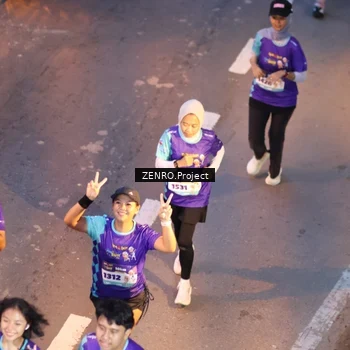 Runner Photo 8176104