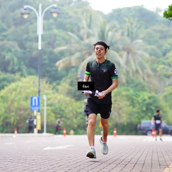 Runner Photo 8176295