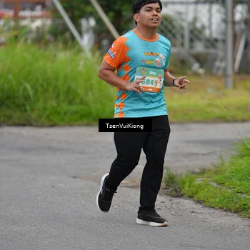 Runner Photo 8176301