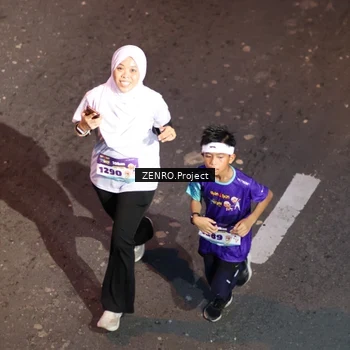 Runner Photo 8176330