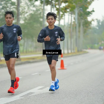 Runner Photo 8176356
