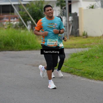 Runner Photo 8176423