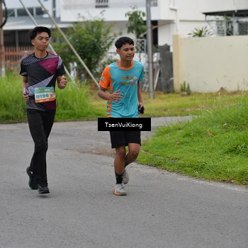 Runner Photo 8176506