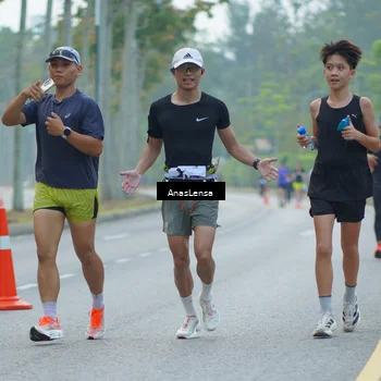 Runner Photo 8176586