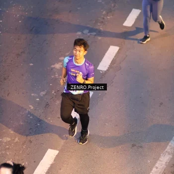 Runner Photo 8176598