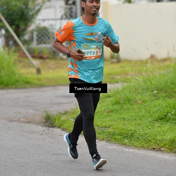 Runner Photo 8176686