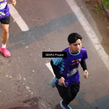 Runner Photo 8176698