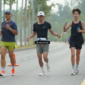 Runner Photo 8176747