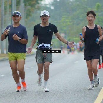 Runner Photo 8176757