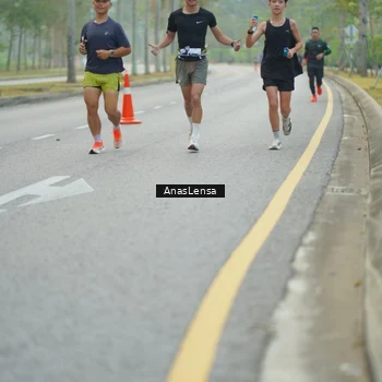 Runner Photo 8176762