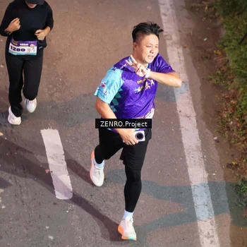 Runner Photo 8176844