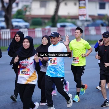 Runner Photo 8176859
