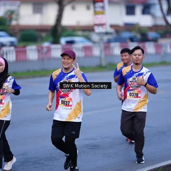 Runner Photo 8176865