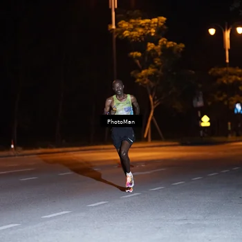 Runner Photo 8176867