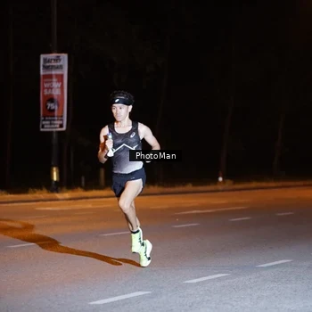 Runner Photo 8176881