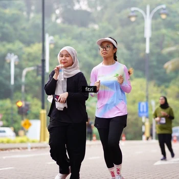 Runner Photo 8176886