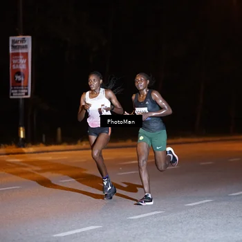 Runner Photo 8176957