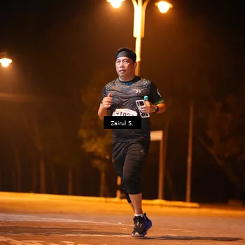 Runner Photo 8177032