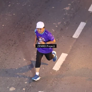 Runner Photo 8177068