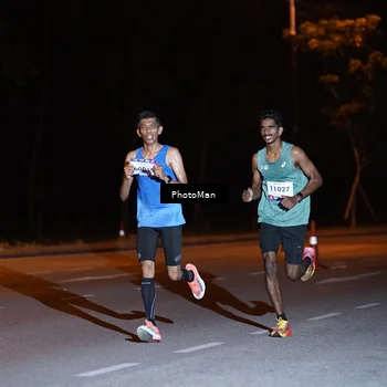 Runner Photo 8177072