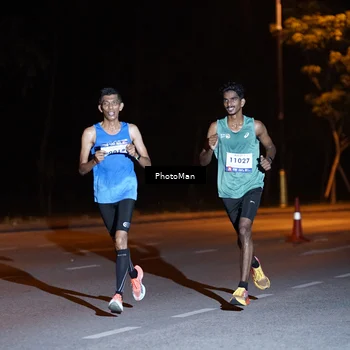 Runner Photo 8177106