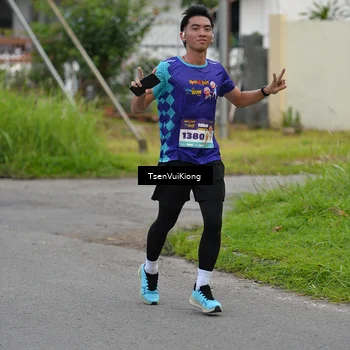 Runner Photo 8177168