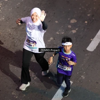 Runner Photo 8177502