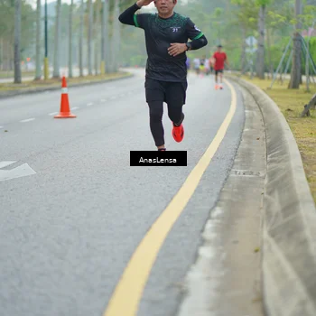 Runner Photo 8177534