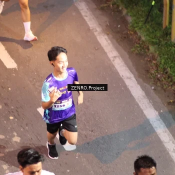 Runner Photo 8177602