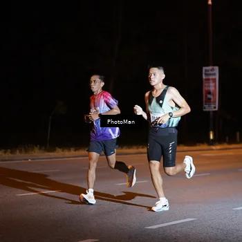 Runner Photo 8177607
