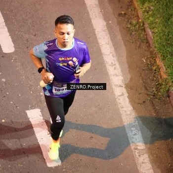 Runner Photo 8177694