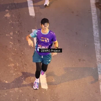 Runner Photo 8177707